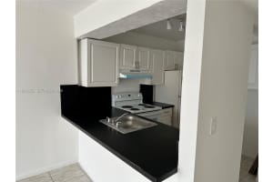 16465 NE 22nd Ave APT 504, North Miami Beach, FL 33160, - MLS#A11936252