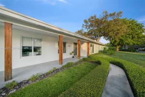 5835 Sw 100th Ter Pinecrest, FL 33156 - MLS#A11936261