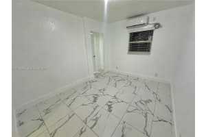 1211 W 34th St, Hialeah, FL 33012, - MLS#A11936285