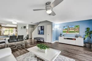 8925 Springtree Lakes Dr Sunrise, FL 33351 - MLS#A11936354