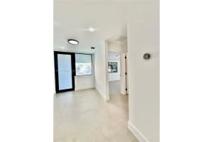 6421 SW 59th Ave, South Miami, FL 33143, - MLS#A11936376