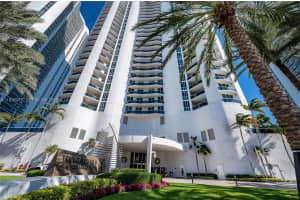 15901 Collins Ave 3807 Sunny Isles Beach, FL 33160 - MLS#A11936377