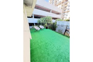 2 SW 9th St, Miami, FL 33130, - MLS#A11936383