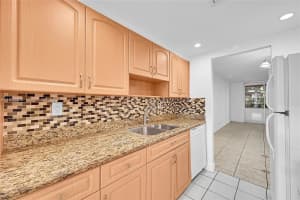 4850 Nw 29th Ct 125, Lauderdale Lakes 4850 Nw 29th Ct 125, Lauderdale Lakes