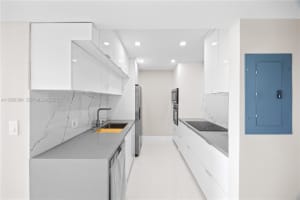 20379 W Country Club Dr APT 2632, Aventura, FL 33180, Sold 06/15/26