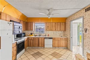 271 S Hollybrook Dr 51-106 Pembroke Pines, FL 33025 - MLS#A11936411