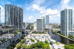 68 SE 6th St Apt 2010, Miami, FL 33131, - MLS#A11936412