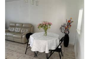 351 Cambridge Rd 108 Hollywood, FL 33024 - MLS#A11936431