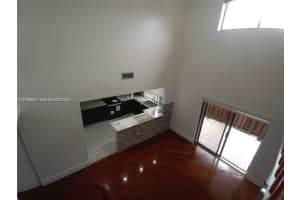 6533 Nw 170th Ln 6533 Hialeah, FL 33015 - Off Market