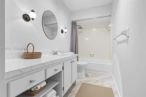 3040 Ne 16th Ave 104 Oakland Park, FL 33334 - MLS#A11936494