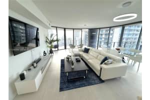 1000 Brickell Plz 3902, Miami