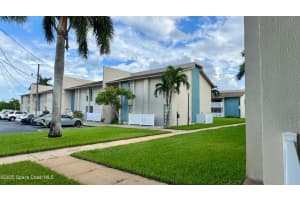 250 N Banana River Dr APT F15, Merritt Island, FL 32952, - MLS#A11936518