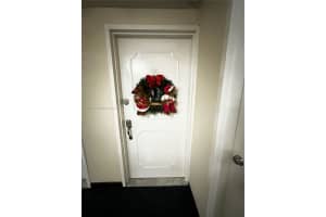 801 Brickell Bay Dr 761, Miami