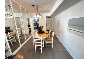 801 Brickell Bay Dr APT 761, Miami, FL 33131, - MLS#A11936521