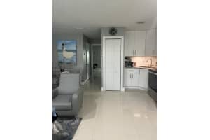 2600 SE Ocean Blvd APT B11, Stuart, FL 34996, - MLS#A11936527