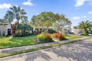 838 Johnson St, Hollywood, FL 33019, - MLS#A11936540