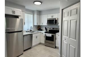 6155 NW 186th St APT 305, Hialeah, FL 33015, - MLS#A11936570