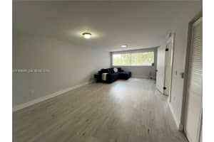 6155 NW 186th St APT 305, Hialeah, FL 33015, - MLS#A11936570