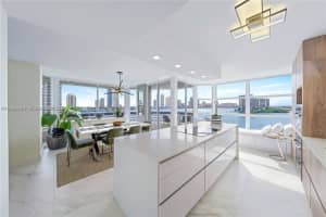 3530 Mystic Pointe Dr 715, Aventura