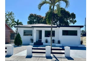 542 E 20th St Hialeah, FL 33013 - MLS#A11936608