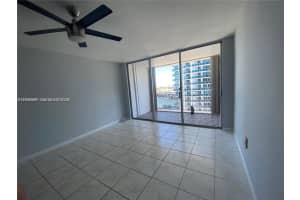 1865 79th Street Causeway APT 10M, North Bay Village, FL 33141, - MLS#A11936691