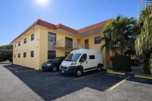 3522 Ne 166th St 7, North Miami Beach