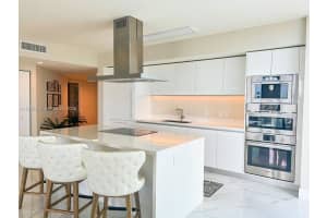 300 Sunny Isles Blvd, Sunny Isles Beach, FL 33160, Sold 06/10/26