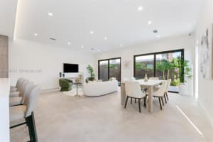 2435 NE 18th St, Wilton Manors, FL 33305, - MLS#A11936753