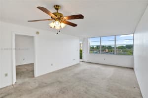 1200 St Charles Pl APT 413, Pembroke Pines, FL 33026, - MLS#A11936837