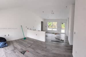 2401 E 11th St Lehigh Acres, FL 33936 - MLS#A11936846