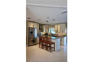 10251 Sw 27th St Miami, FL 33165 - MLS#A11936893