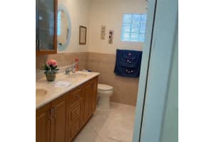 10251 Sw 27th St Miami, FL 33165 - MLS#A11936893