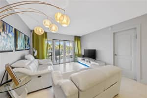 470 Paradise Isle Blvd APT 310, Hallandale Beach, FL 33009, - MLS#A11936935