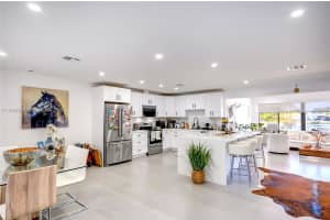 1511 NW 87th Way, Pembroke Pines, FL 33024, - MLS#A11936937