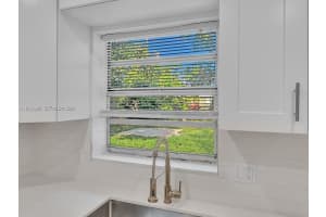 1155 NW 9th Ave, Fort Lauderdale, FL 33311, - MLS#A11936999