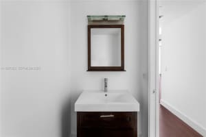 1040 Biscayne Blvd APT 4108, Miami, FL 33132, - MLS#A11937023