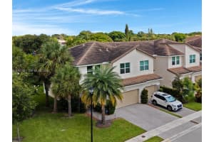 4317 Lago Dr #4317, Lighthouse Point, FL 33064, - MLS#A11937042