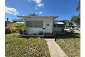 Northwest Dr, Miami, FL 33126, - MLS#A11937045