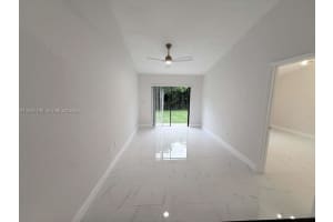 1300 Wiley St 2 Hollywood, FL 33019 - Off Market