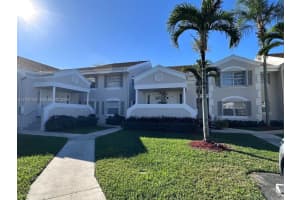 2246 Se 27th Dr 204-d, Homestead