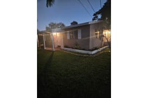 5842 Harding St R Hollywood, FL 33021 - MLS#A11937131