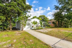 975 NW 134th St, North Miami, FL 33168, - MLS#A11937139