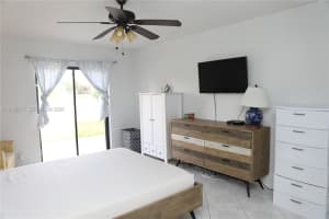 1131 SW 109th Ave, Pembroke Pines, FL 33025, - MLS#A11937147