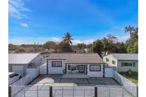 3130 Nw 102nd St, Miami