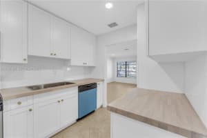 5208 NE 5th Ave #0, Fort Lauderdale, FL 33334, - MLS#A11937186