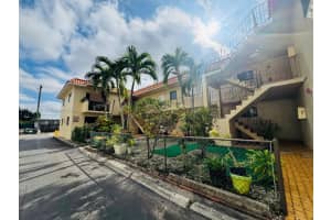 201 NW 47th Ave #3, Miami, FL 33126, - MLS#A11937213