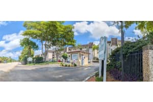 6080 NW 44th St APT 305, Lauderhill, FL 33319, - MLS#A11937242