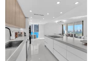 19707 Turnberry Way APT 22D, Aventura, FL 33180, - MLS#A11937250