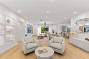 800 NE 72nd St, Miami, FL 33138, - MLS#A11937254