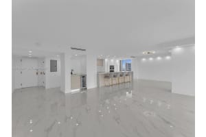 19707 Turnberry Way APT 25D, Aventura, FL 33180, - MLS#A11937264